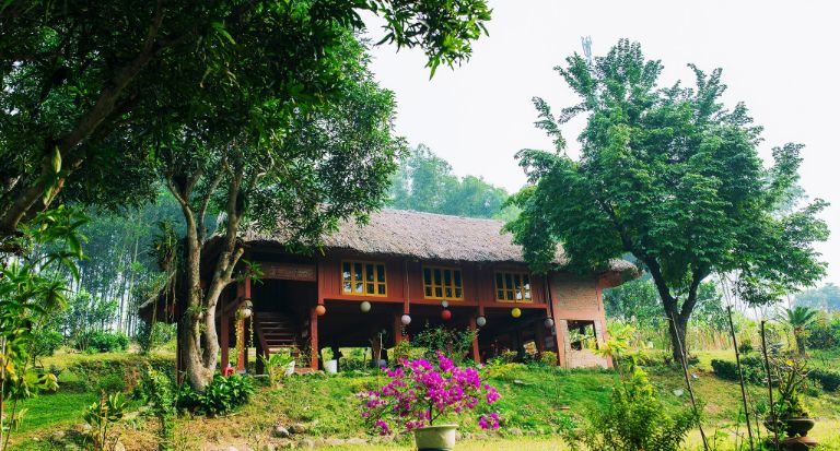 Nhà sàn tại Pài Bjooc Homestay vẫn giữ nguyên được lối kiến trúc truyền thống, giản dị của dân tộc Tày Chiêm Hóa. (Nguồn: Facebook.com)