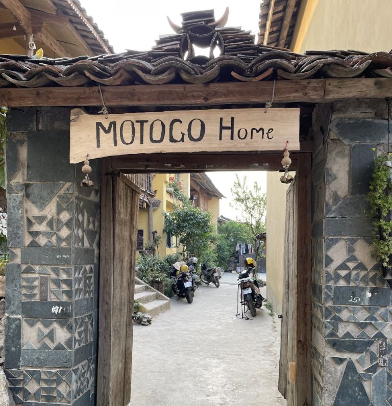 MOTOGO Home tự hào sở hữu kiến trúc độc đáo, kết hợp giữa sự hiện đại và tinh tế với bản sắc văn hóa đặc biệt của người dân tộc Tây Bắc.