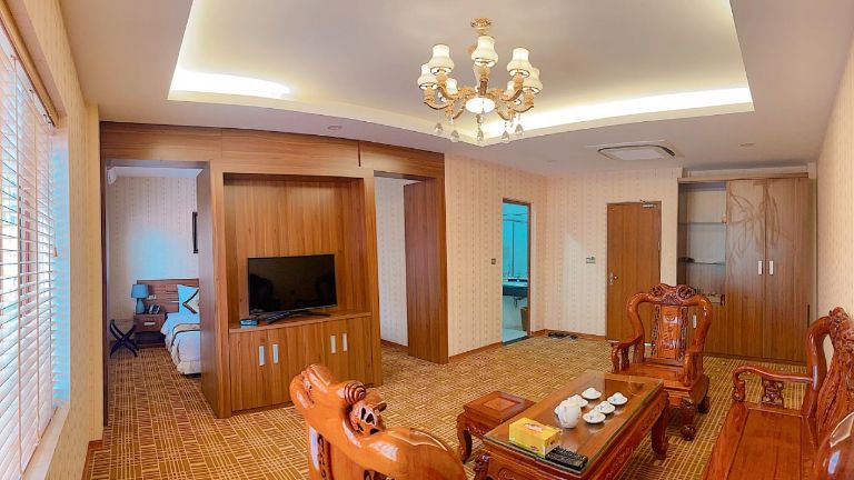 Khu khách sạn này có 42 phòng nghỉ, được chia thành 3 hạng phòng chính với hạng phòng cao cấp nhất tại khu nghỉ dưỡng là Executive Suite.