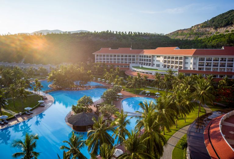 Vinpearl Resort Nha Trang có diện tích rất rộng nằm trên đảo Hòn Tre cung cấp cho du khách những điểm lưu trú tuyệt vời và các dịch vụ 5 Sao tiện nghi. (Nguồn ảnh: Booking.com)