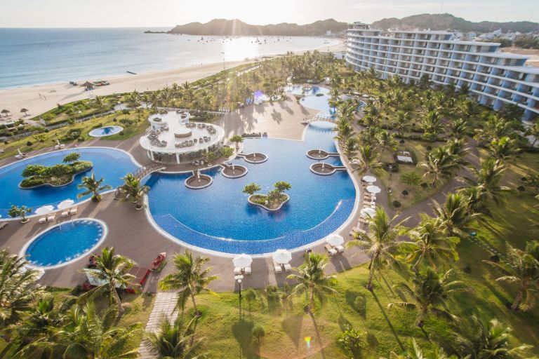 FLC Resort Luxury được đánh giá là một trong những resort 5 sao hàng đầu khu vực biển Bình Định.