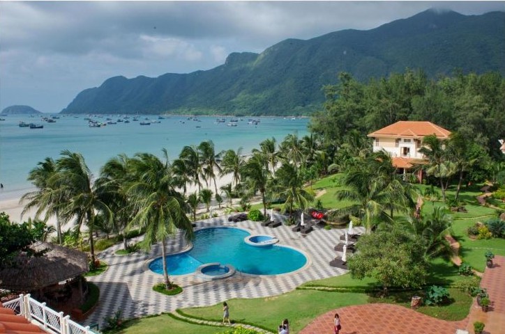 Nằm tại vị trí trung tâm của thị trấn Côn Đảo, Sài Gòn Côn Đảo Resort là một trong những khu nghỉ dưỡng cao cấp được nhiều người lựa chọn trong vài năm gần đây. (nguồn: saigoncondao.com)