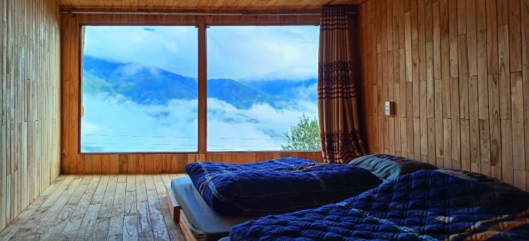 Các phòng bungalow luôn có ít nhất 1 cửa sổ view nhìn ra thung lũng mây 