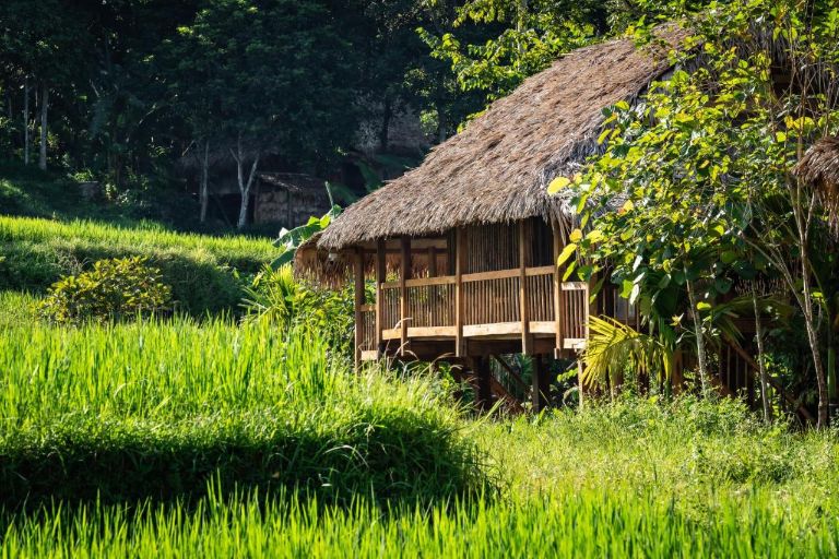 Pù Luông Home mang đến không gian nghỉ dưỡng mạng đậm văn hóa dân tộc Thái và Tày. (nguồn: Booking.com).