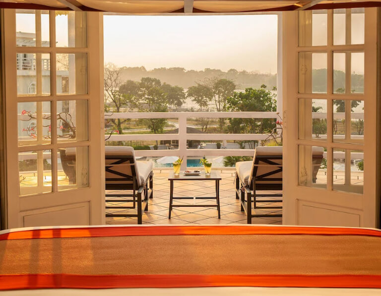 Suite Resident là hạng phòng cao cấp nhất tại Azerai La Residence Huế dành cho những du khách đang tìm một không gian lưu trú thực sự sang trọng và đẳng cấp.