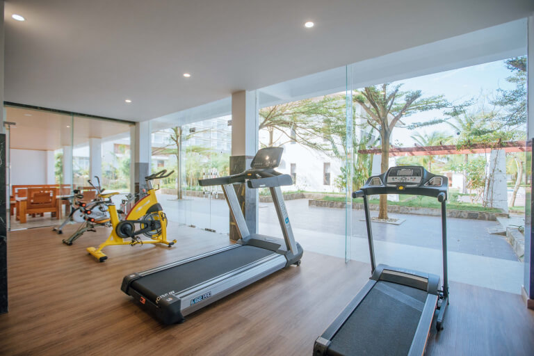 Phòng gym tại Celina Peninsula Resort Quảng Bình được trang bị đầy đủ các thiết bị hiện đại, ngoài ra còn có một không gian riêng đặc biệt dành cho yoga