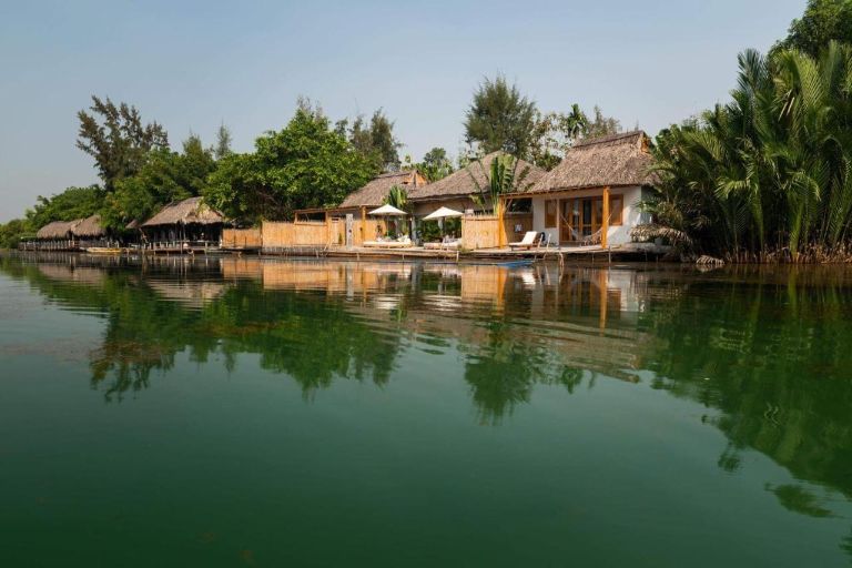 Chi Bu Resort nằm tại vùng Đồng Nai xinh đẹp, nơi bạn có thể tìm thấy sự kết hợp hoàn hảo giữa thiên nhiên hoang dã và tiện nghi hiện đại.