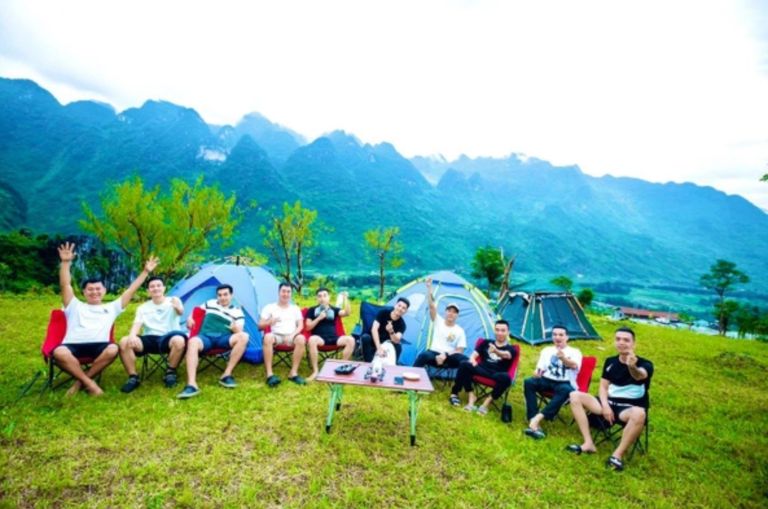 H'mong Village Resort Hà Giang có không gian cắm trại rộng lớn nằm ngay giữa lưng núi với khung cảnh hữu tình, thư giãn (nguồn: booking.com)
