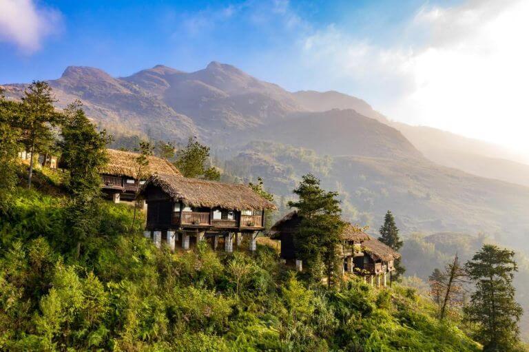 Khu nghỉ dưỡng 5 sao Jade Hill Resort là khu nghỉ dưỡng nằm bên sườn núi Sapa. (Nguồn: Booking.com)