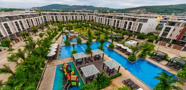 Royal Lotus Hạ Long Resort & Villas được thiết kế theo lối không gian xanh