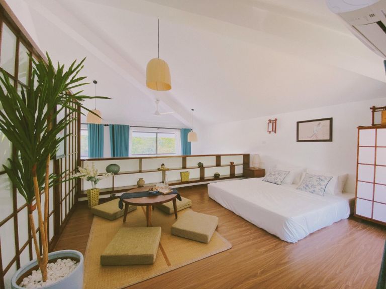 Các phòng mang đến một không gian ấm cúng và sang trọng, trang bị toàn bộ nội thất bằng gỗ (nguồn: Google).
