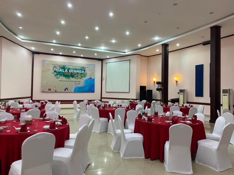 Cát Bà Island Resort & Spa mang đến dịch vụ hội nghị và tổ chức sự kiện chuyên nghiệp và tận tâm.