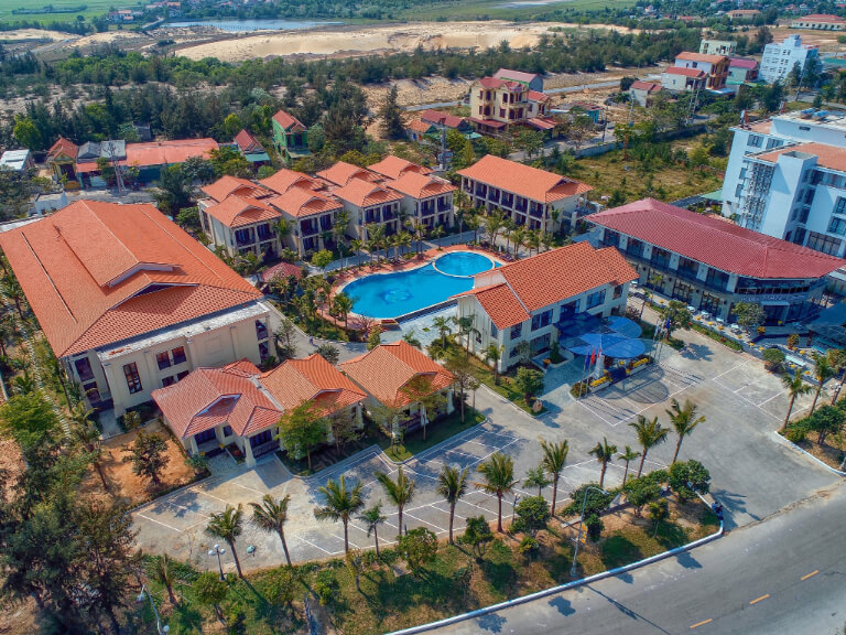 Resort Đồng Hới luôn được địa điểm lưu trú được du khách yêu thích bởi chất lượng phòng nghỉ lẫn dịch vụ đều rất tuyệt vời. 