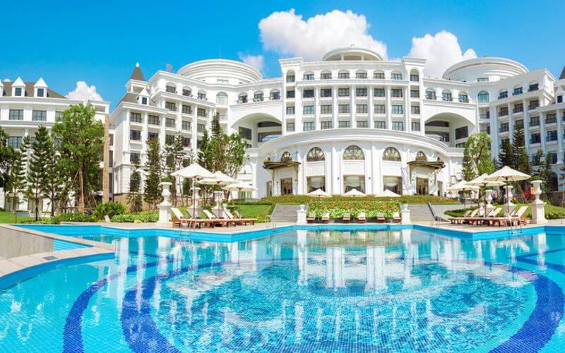 Vinpeal Hạ Long Resort sở hữu không gian thơ mộng, sang trọng. 