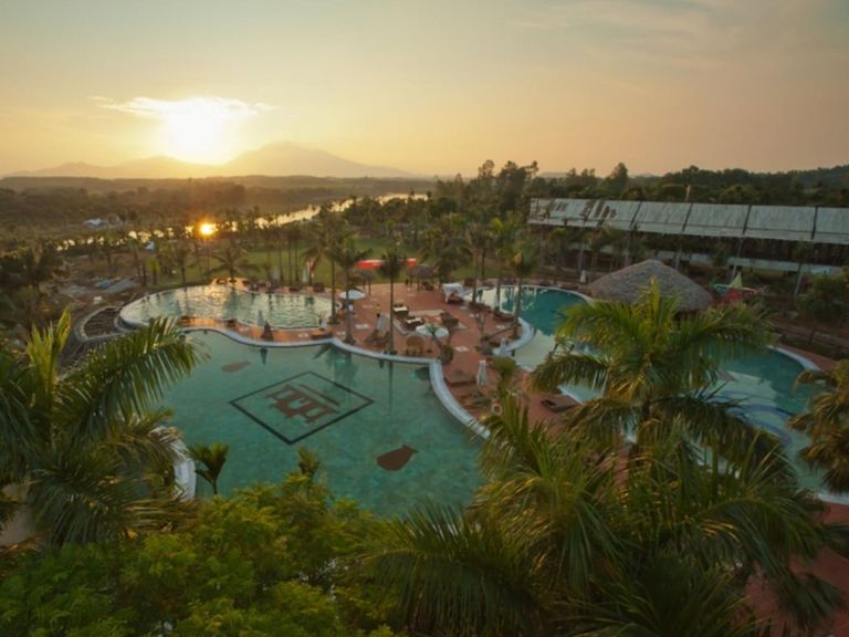 Asean Resort & Spa sở hữu khuôn viên rộng lớn nhất nhì trong số resort Sơn Tây (nguồn: Booking.com).