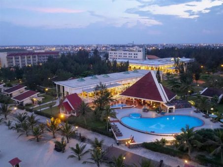 Tổng hợp thông tin về các hạng phòng và các dịch vụ tiện ích của Sandy Beach Resort Đà Nẵng - một resort tuyệt đẹp bên bờ biển Non Nước.