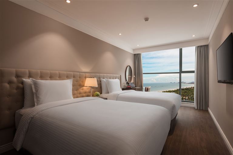 Altara Suites Đà Nẵng sở hữu hạng phòng Zen Suite cao cấp bậc nhất, có hai phòng ngủ rộng lớn.