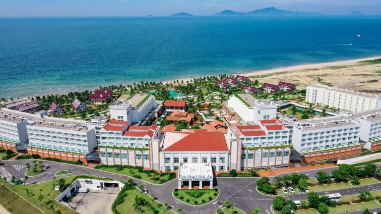 Citadines Pearl Hoi An sở hữu một vẻ đẹp tự nhiên đẳng cấp được bao quanh là hệ thống xanh của cây vườn.