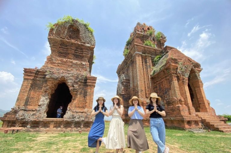 Tour Quy Nhơn - Phú Yên dài ngày đưa du khách trải nghiệm rất nhiều địa điểm nổi tiếng (nguồn: Booking.com).