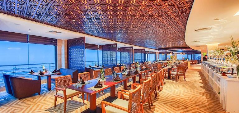 Nhà hàng của Khách sạn Sài Gòn Hạ Long Hotel là một phần quan trọng của trải nghiệm lưu trú tại khách sạn này.