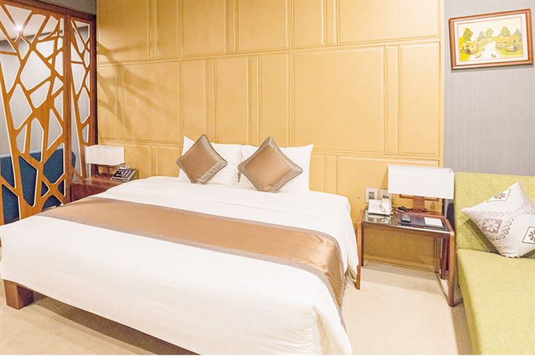 Hạng phòng Executive Suite là hạng phòng cao cấp và tiện nghi hàng đầu khách sạn Biển Bắc Móng Cái với phong cách thiết kế trang nhã.