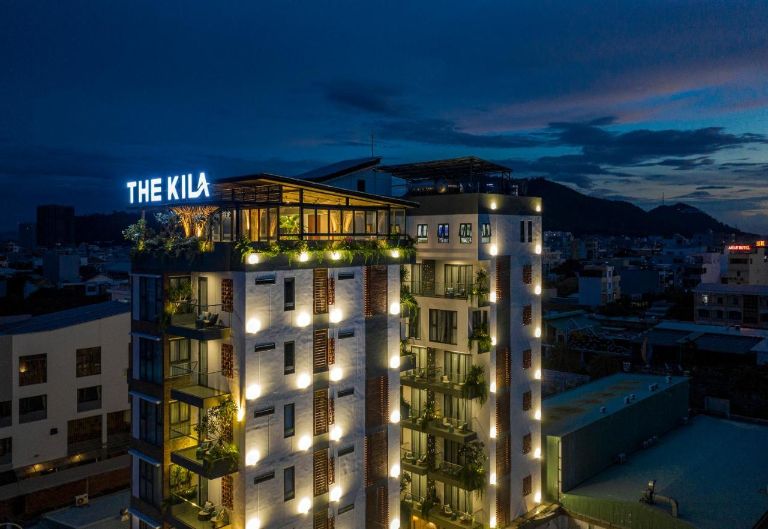 Khách Sạn Kila Boutique tỏa sáng với kiến trúc độc đáo và tân tiến. 