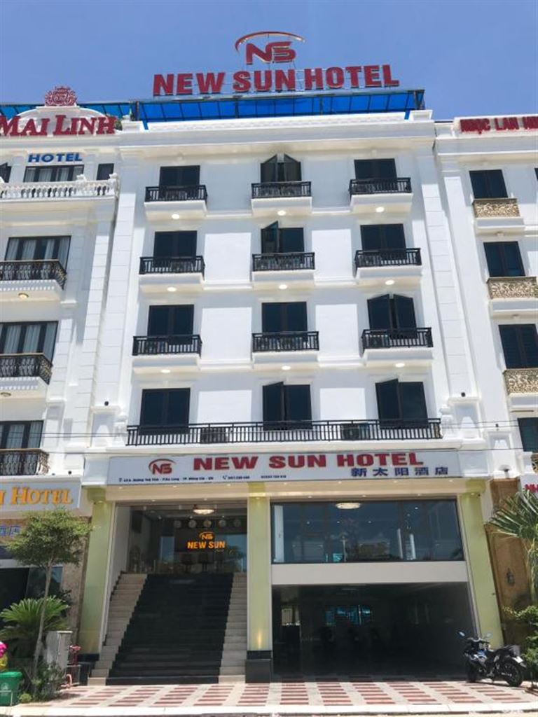 Khách sạn Móng Cái - New Sun Móng Cái Hotel có vị trí nằm gần cửa khẩu Đông Dương Trung Quốc và bãi biển Trà Cổ. 