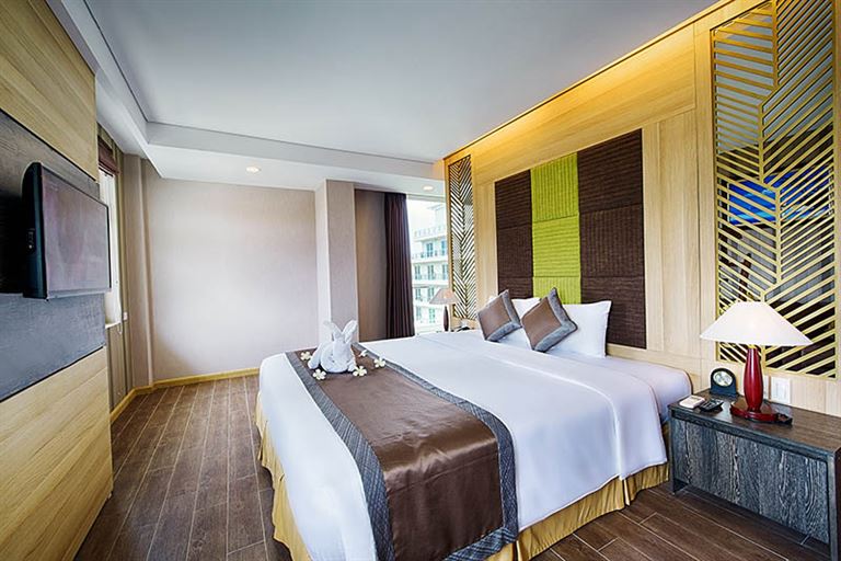 Hạng phòng Executive Suite khách sạn Mường Thanh Mũi Né cao cấp, là không gian sống thoải mái, rộng rãi cho các cặp đôi và gia đình nhỏ