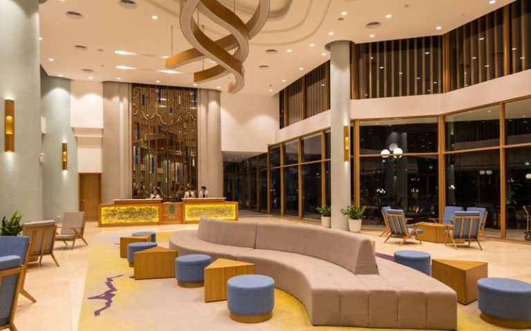 Khách sạn FLC Quy Nhơn Luxury mang đến không gian tráng lệ và xa hoa đẳng cấp 5 sao (nguồn: Booking.com).