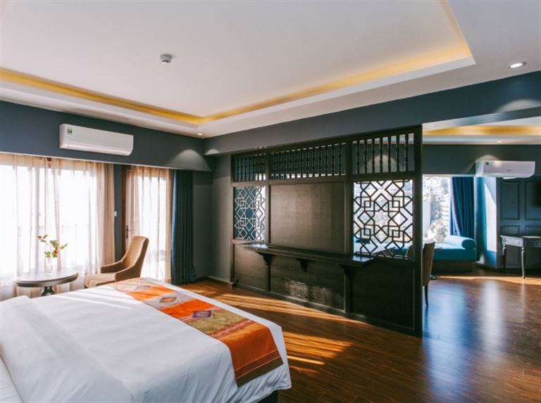 Hạng phòng Suite Family là hạng phòng sang trọng, tiện nghi bậc nhất tại khách sạn Sapa Charm. 
