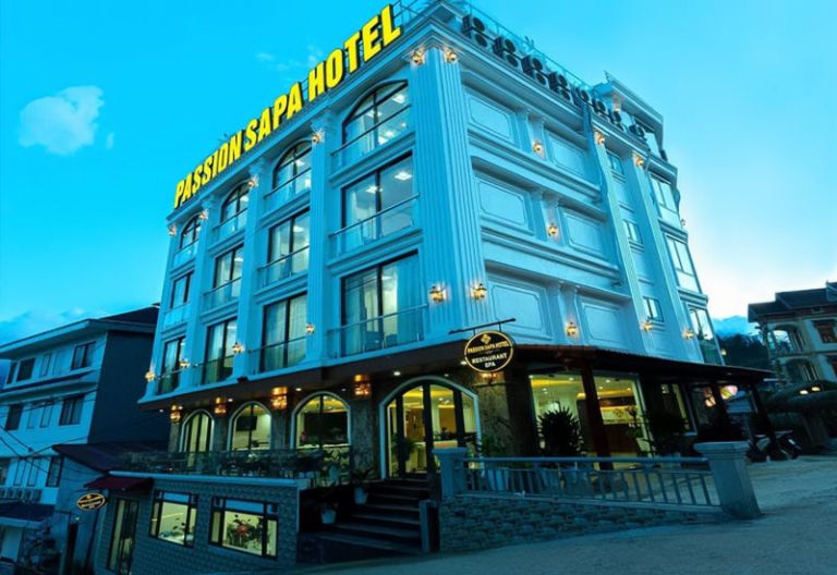 Sapa Passion Hotel được bao phủ bởi tone màu trắng ngà kết hợp với sảnh với gam màu be đặc trưng sang trọng, đẳng cấp.