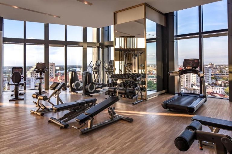 Phòng tập thể dục (phòng gym) tại Vinpearl Hotel Huế là nơi lý tưởng để du khách duy trì sức khỏe và thể dục trong suốt thời gian lưu trú.