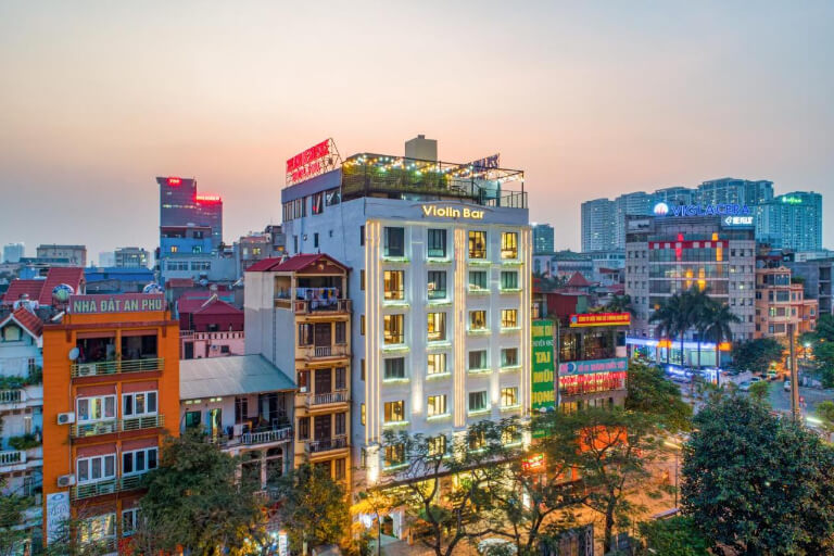 2Land Residence Hotel & Spa Hà Nội là khách sạn Hà Nội sở hữu view tuyệt đỉnh ra phố phường quận Cầu Giấy.