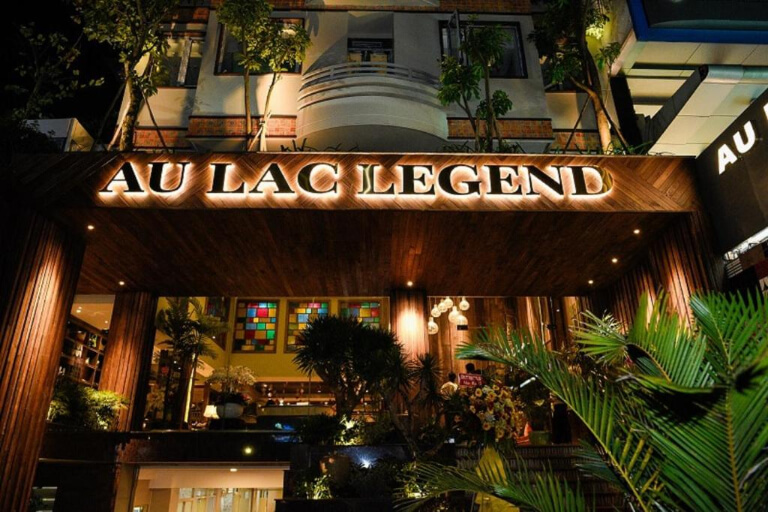 Au Lac Legend Hotel mang đến 1 không gian sống mới lạ được nhiều du khách yêu thích.