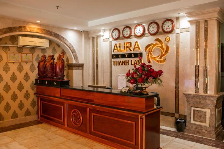 Với vị trí thuận lợi gần Bến Ninh Kiều và trung tâm hội chợ quốc tế Cần Thơ, Khách Sạn Aura Cần Thơ là lựa chọn tuyệt vời. 