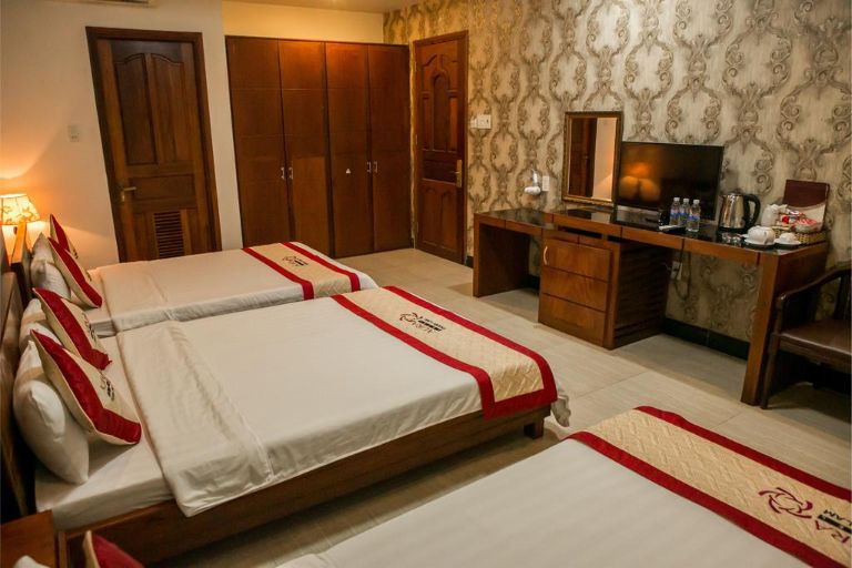 Phòng gia đình là hạng phòng có diện tích lớn nhất trong hệ thống lưu trú của Khách Sạn Aura Cần Thơ.
