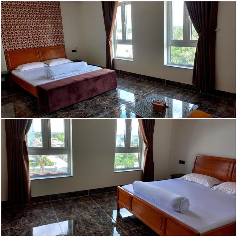 Khách sạn cung cấp hạng phòng Deluxe với thiết kế hiện đại, trang bị giường đôi êm ái, mềm mại cùng nhiều tiện nghi cao cấp. 