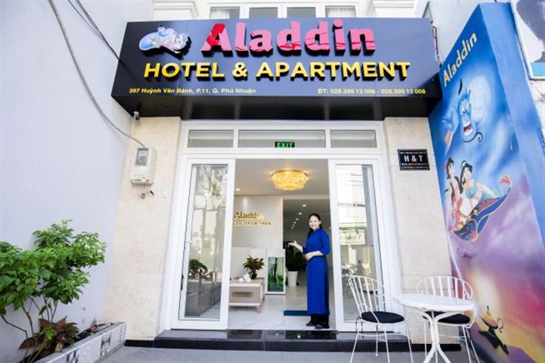 Khách sạn Aladdin Hotel là một trong những khách sạn Phú Nhuận có vị trí đẹp nằm ngay trung tâm thành phố.