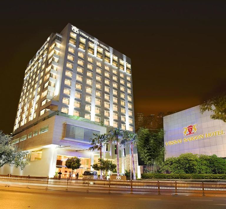 Khách sạn Phú Nhuận - Vissai Saigon Hotel được đầu tư bởi tập đoàn lớn và chính thức đón khách từ năm 2018 với tiện nghi 4 sao. 
