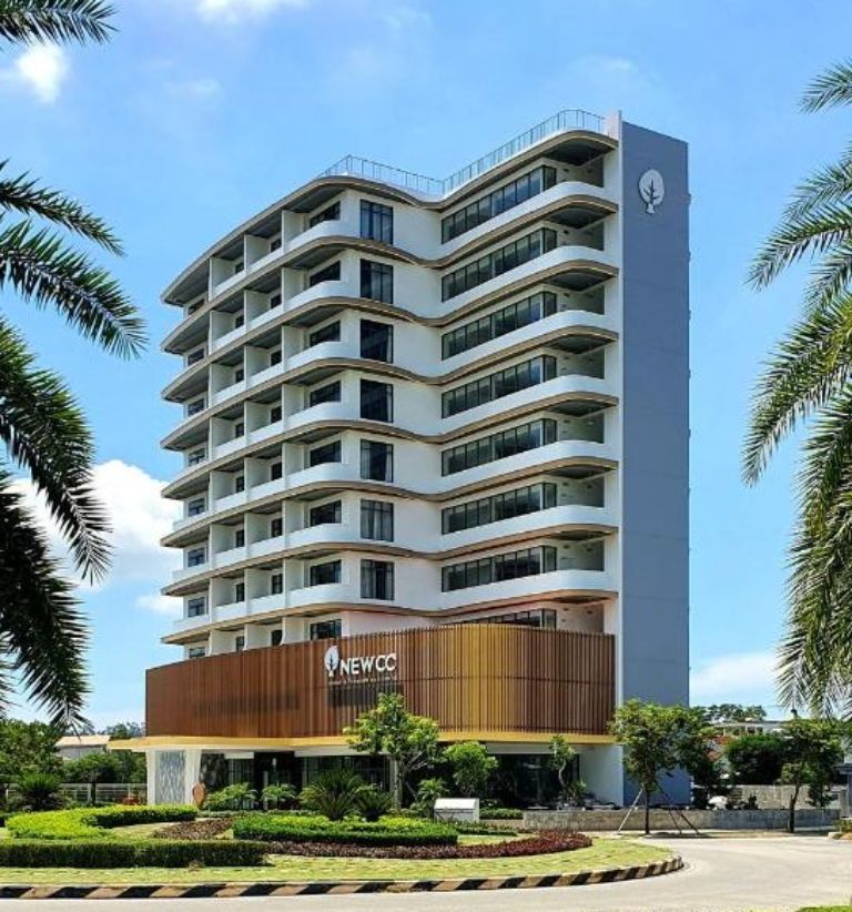 NEWCC HOTEL AND SERVICED APARTMENT - khách sạn Quảng Ngãi đầy tiện nghi. 