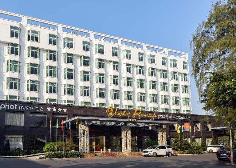 Khách Sạn Vạn Phát Cần Thơ là địa chỉ nghỉ dưỡng 4 sao hàng đầu tại Cần Thơ. 