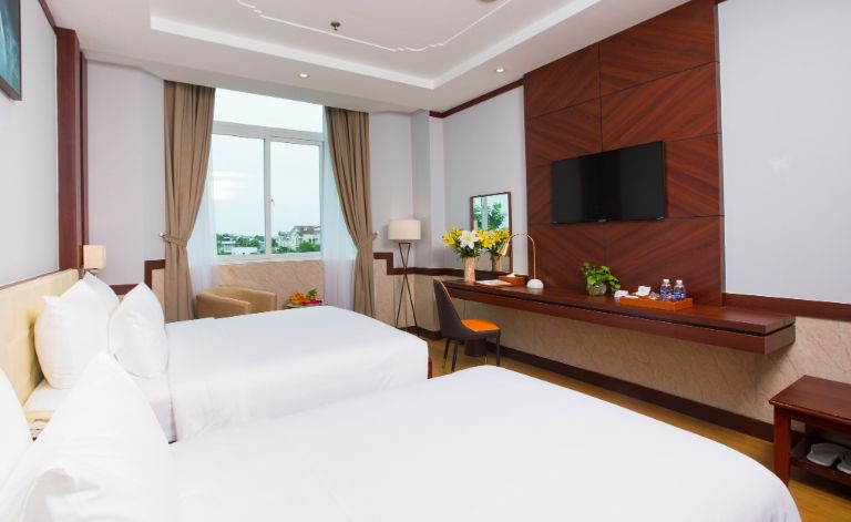 Hệ thống 89 phòng nghỉ tại Khách Sạn Vạn Phát Cần Thơ gây chú ý với thiết kế hiện đại, tối ưu. 