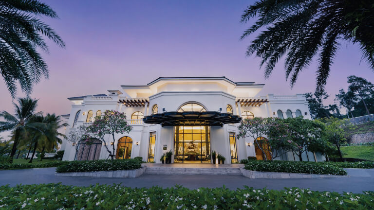 Villa Biệt Thự Gành Dầu Phú Quốc sở hữu chiếc view biển cùng không khí trong lành đáng ngưỡng mộ. 