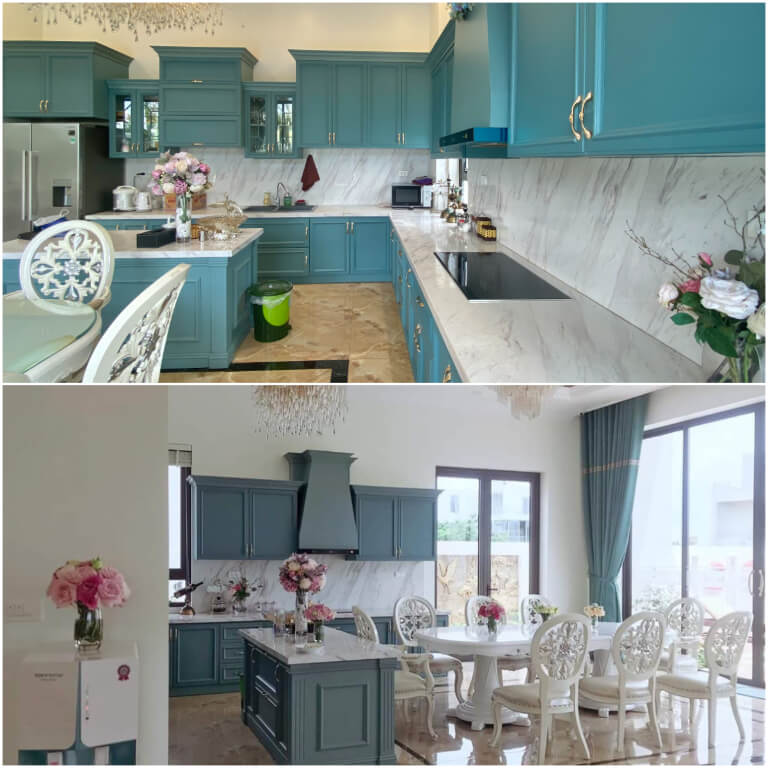 Phòng bếp nổi bật với 2 gam màu trắng và xanh hòa quyện. 