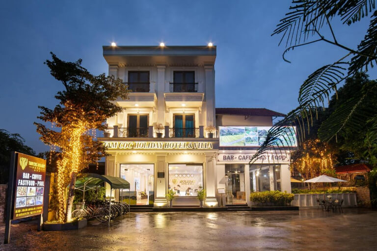 Tam Coc Holiday Hotel & Villa mang đến tiêu chuẩn 3 sao siêu hot tại Ninh Bình.