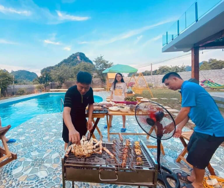 Dịch vụ nướng BBQ siêu hot tại villa.