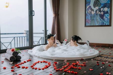 HALOSA SPA & MASSAGE